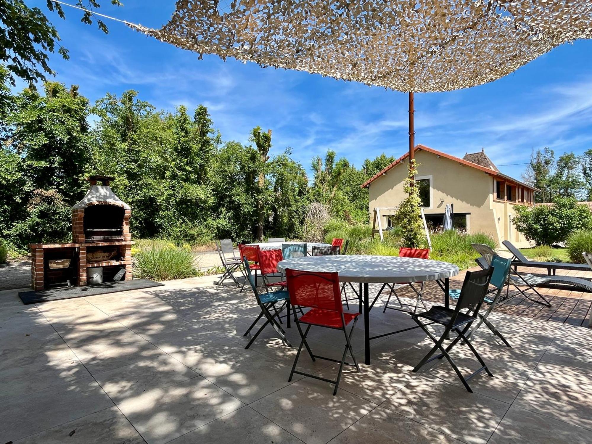 Gite Campagne Famille 15 Pers Piscine Chauffee Jeux Enfants Petanque Saint-Sauvy Екстериор снимка